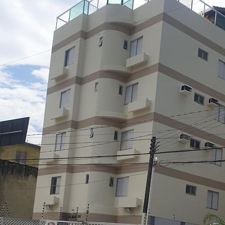 과루자 Apartamento 400 Metros Praia Da Enseada 아파트 외부 사진